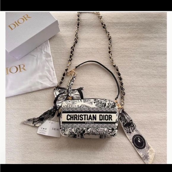 Dior GWP Crossbody Bag w/two straps - Picture 1 of 1